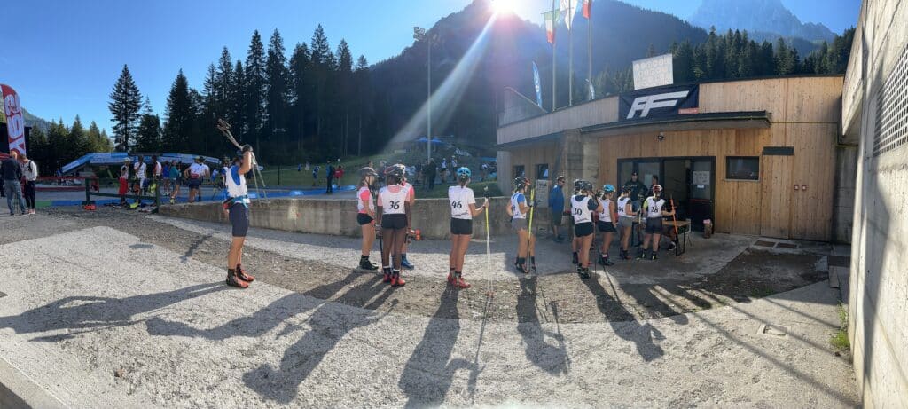 Oversiktsbilde fra rulleskirenn i Italia. Alpene i bakgrunn