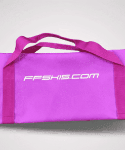 FF Rulleskibag i rosa med FFskis-logo – slitesterk, vannavstøtende og enkel å bære. Perfekt til reiser og konkurranser.